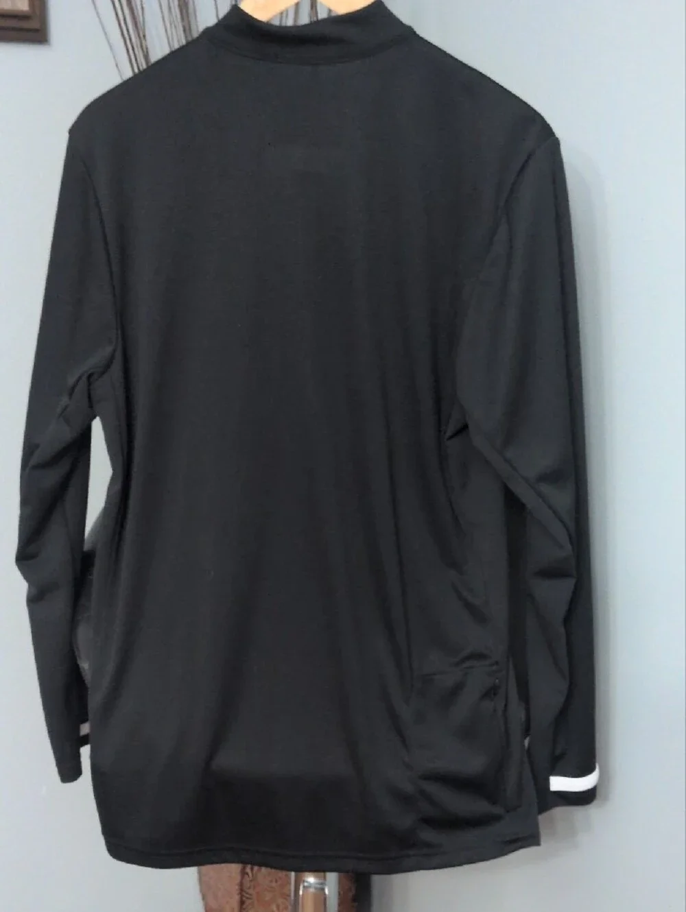 adidas Men’s Black Aeroready Long-Sleeve Half-Zip Athletic Pullover with White